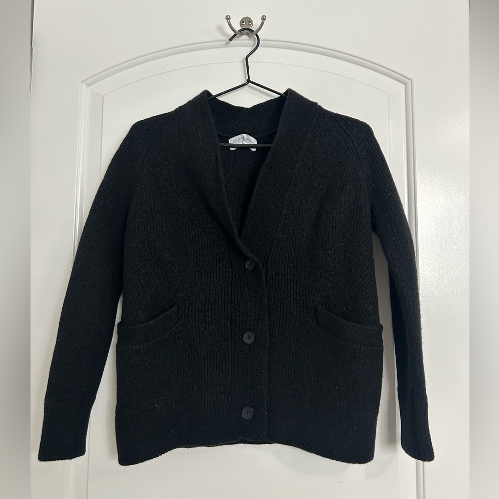 Everlane Black Ribbed Cardigan 100% Wool Sweater size XS fall preppy chic